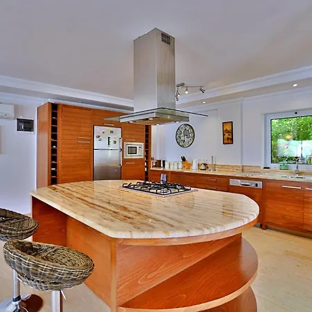 Luxury Close To The Villa *