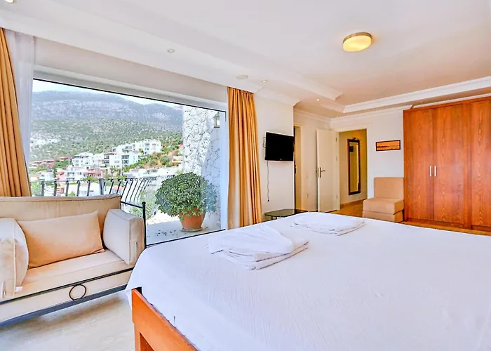 Luxury Close To The 别墅 *