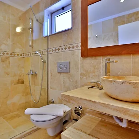 Luxury Close To The