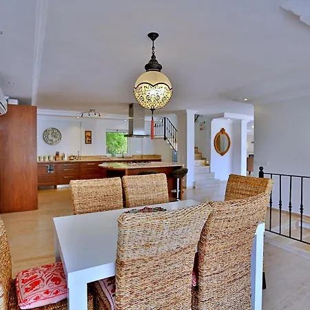 Luxury Close To The Villa *