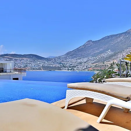 Villa Luxury Close To The *