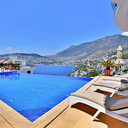 Luxury Close To The