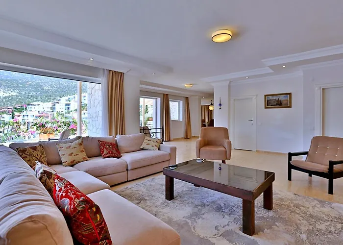 Luxury Close To The كالكان
